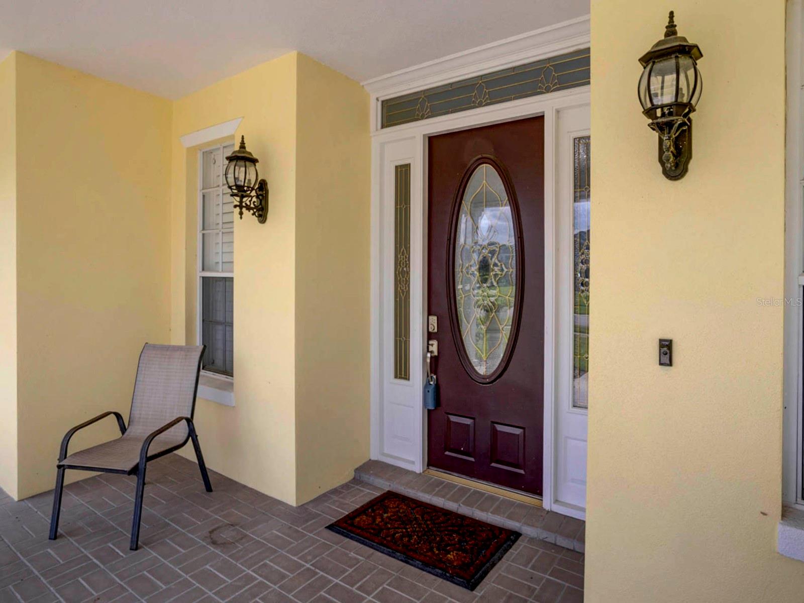 745 Square Lake Dr E Property Photo 3