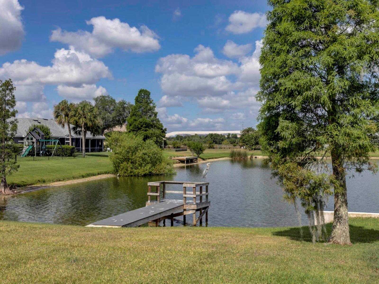 745 Square Lake Dr E Property Photo 5