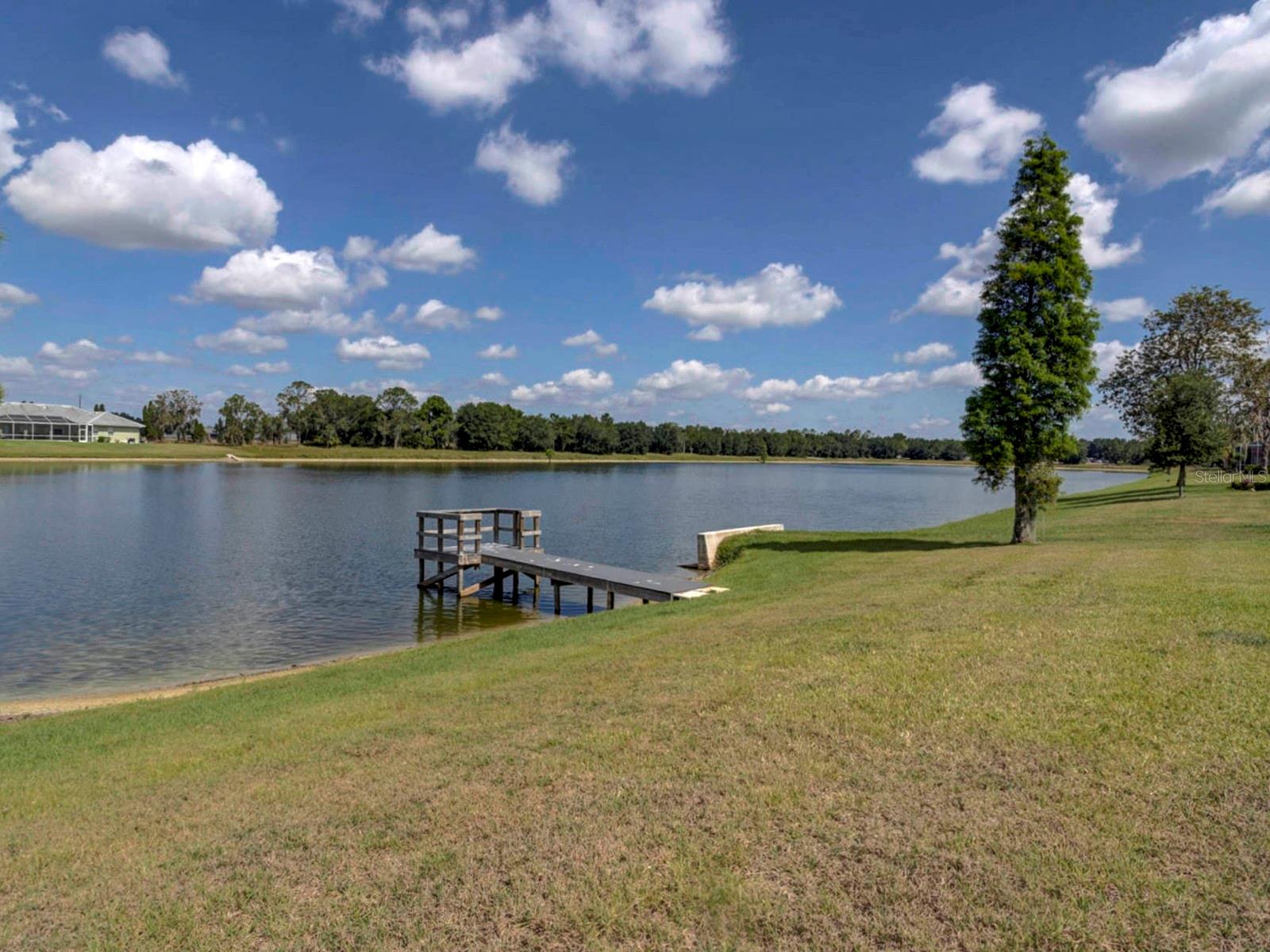 745 Square Lake Dr E Property Photo 6