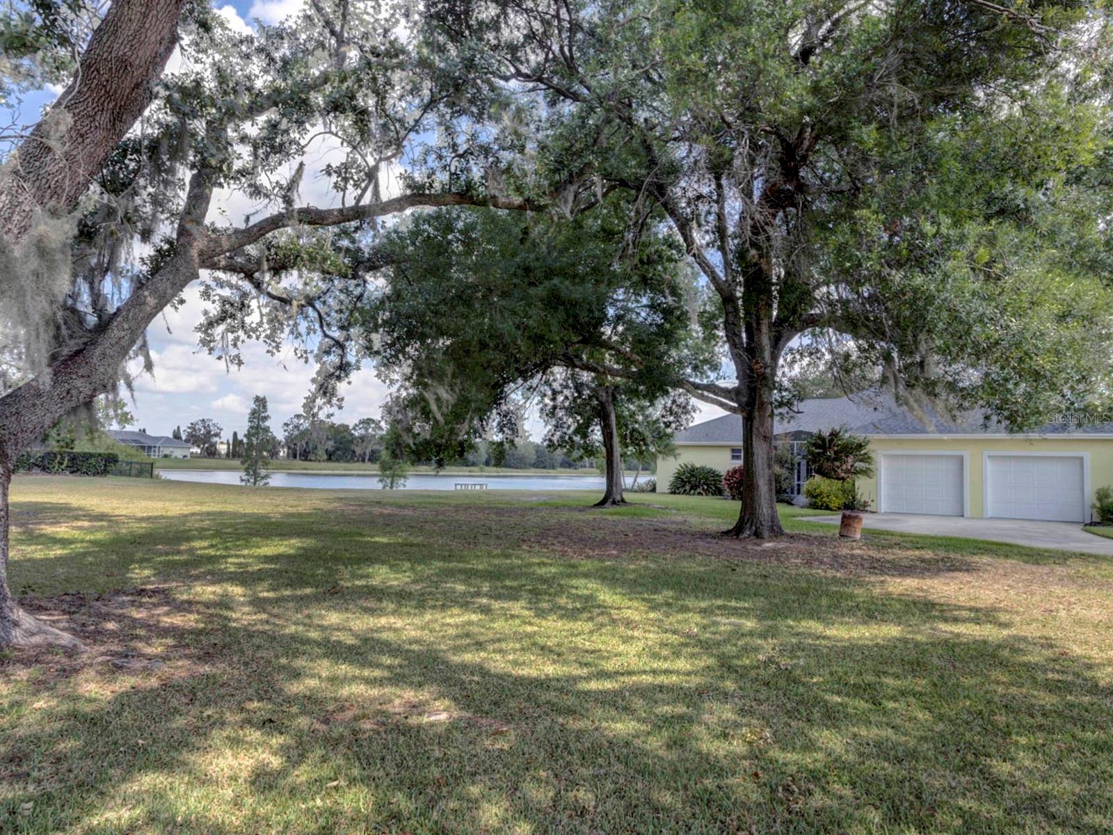 745 Square Lake Dr E Property Photo 38