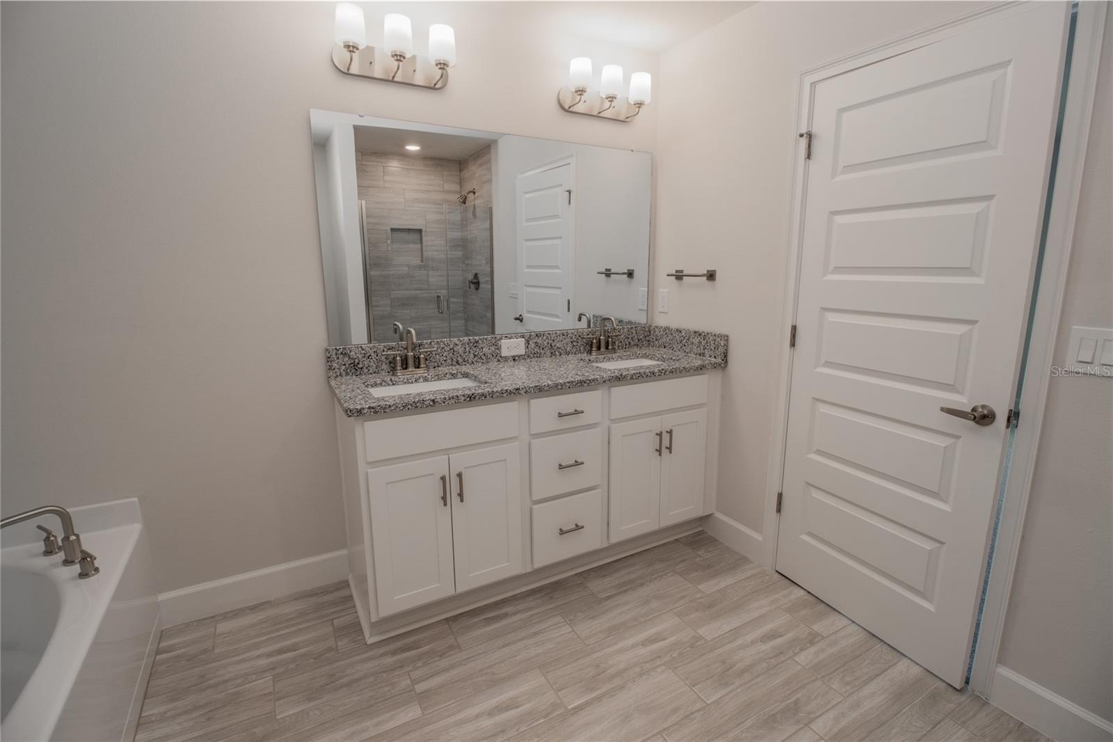 4676 Grandview Glen Dr Property Photo 42