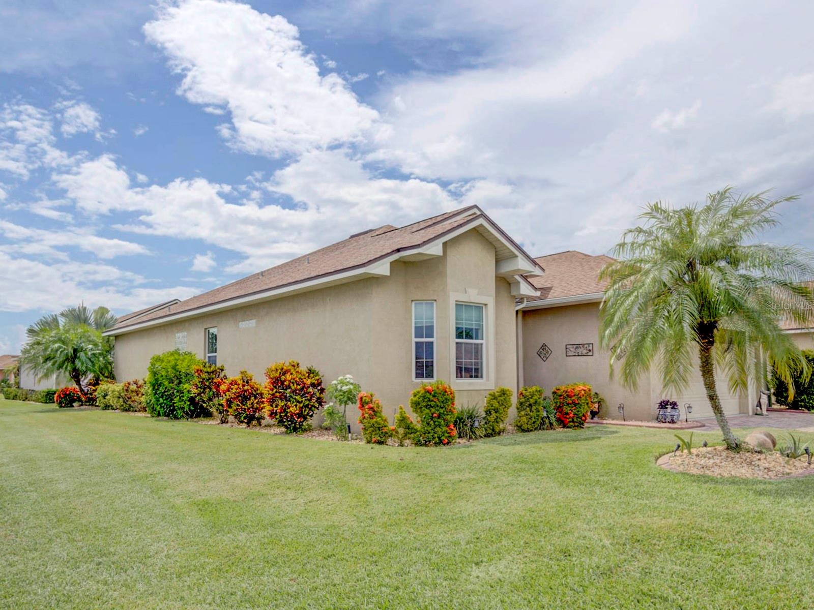 4536 Grayhawk Dr Property Photo 2