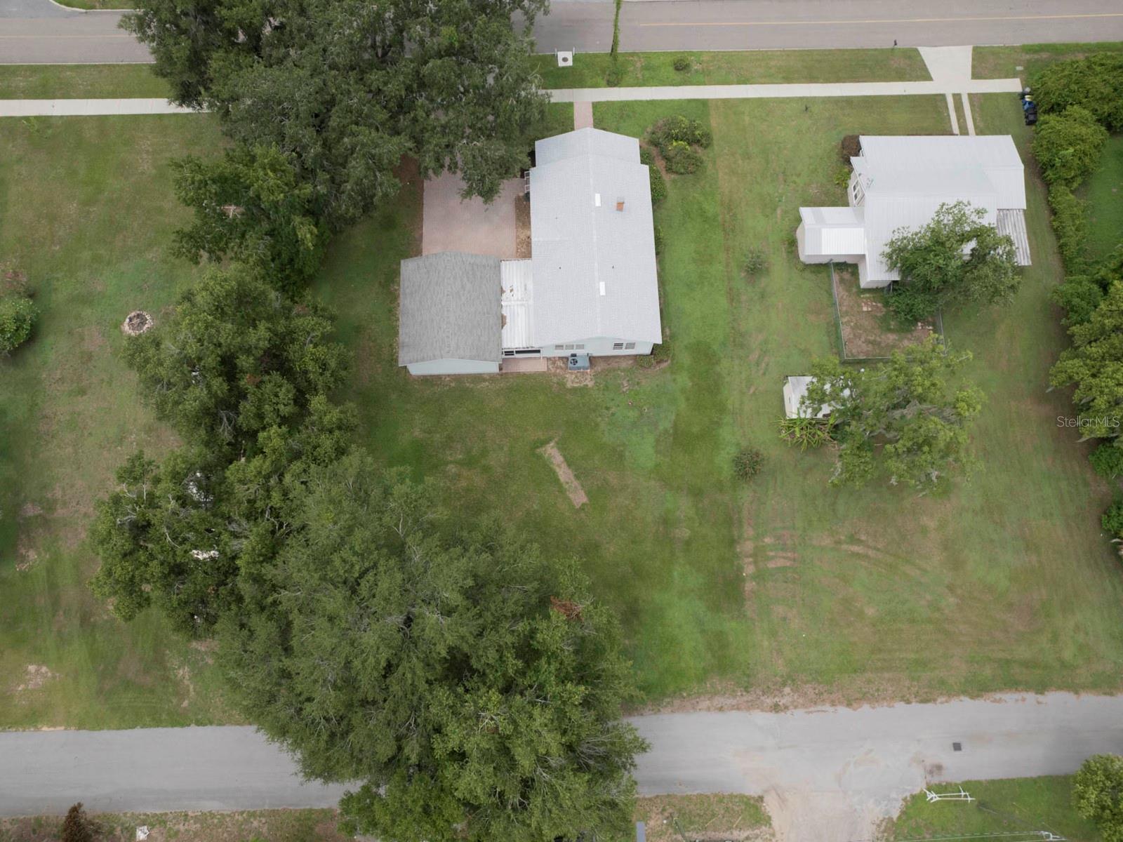 405 E Lemon St Property Photo 34