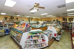 Xxxxxxxxxxxxx Tamiami Property Photo 4