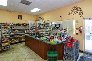 Xxxxxxxxxxxxx Tamiami Property Photo 9