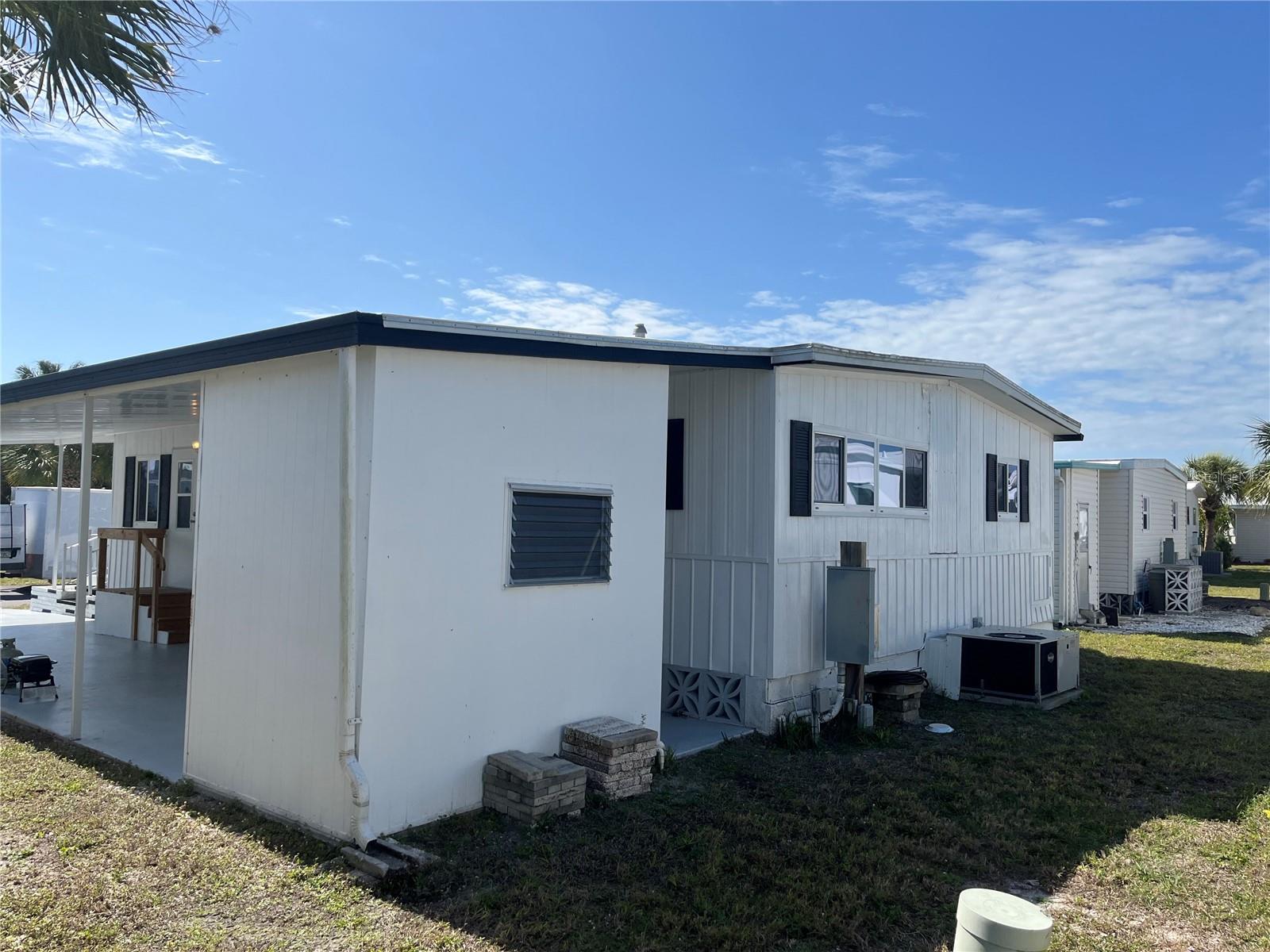 213 Como Dr Property Photo 5