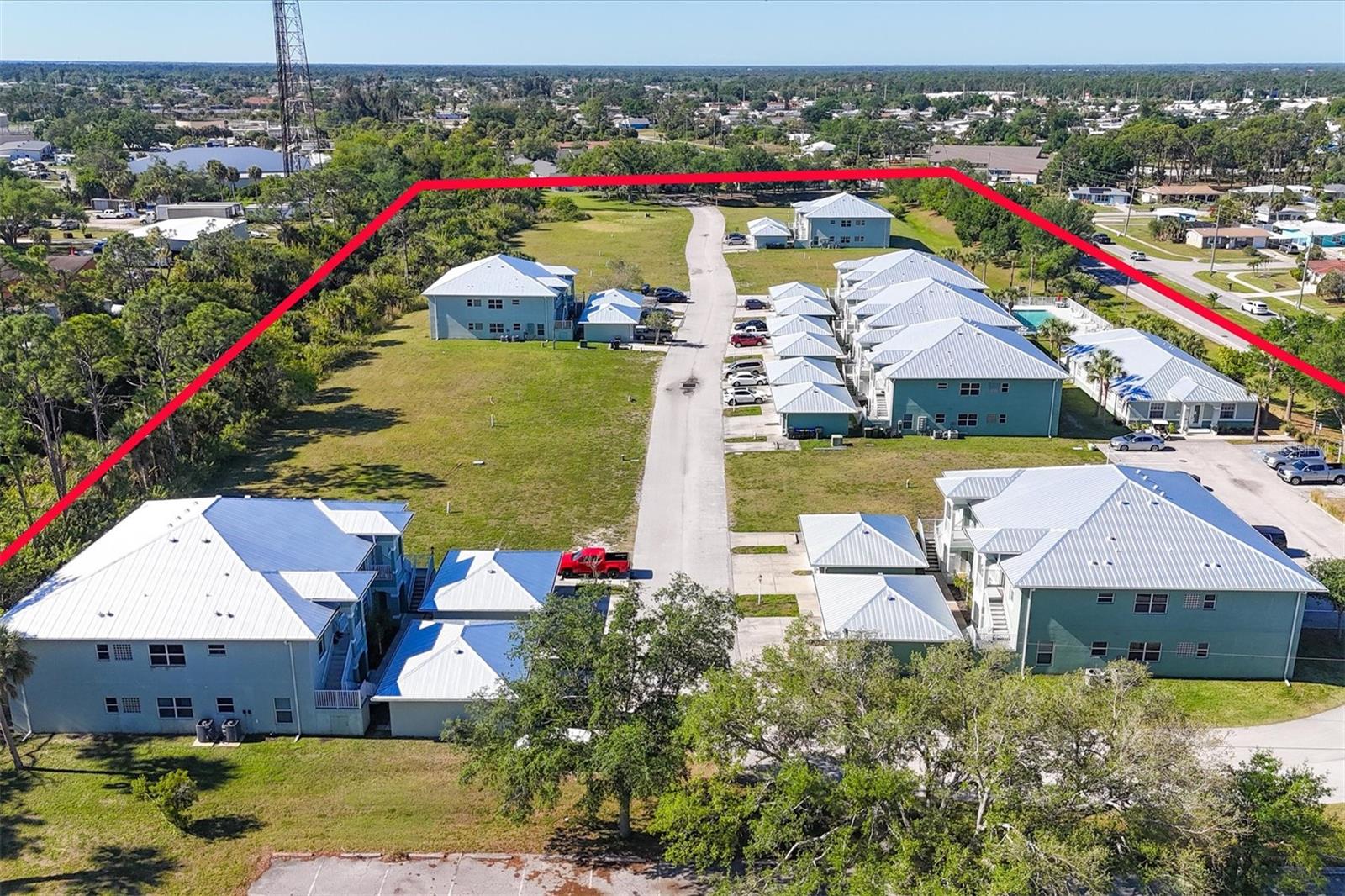 4520 S Biscayne Dr Property Photo 2
