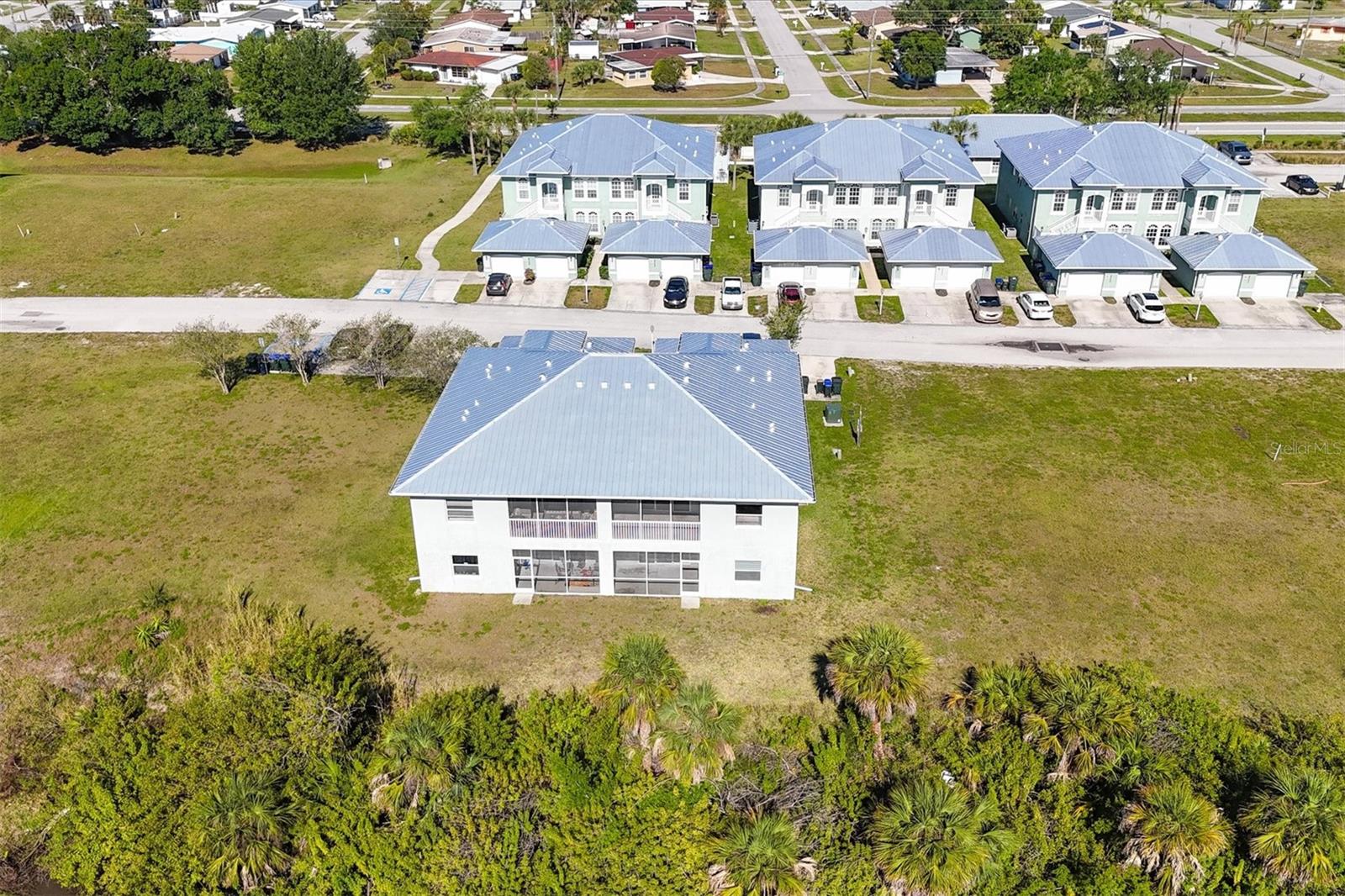 4520 S Biscayne Dr Property Photo 17