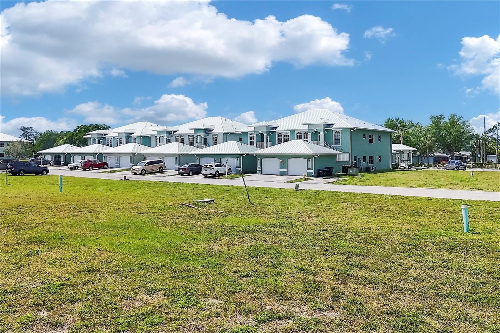 4520 S Biscayne Dr Property Photo 100