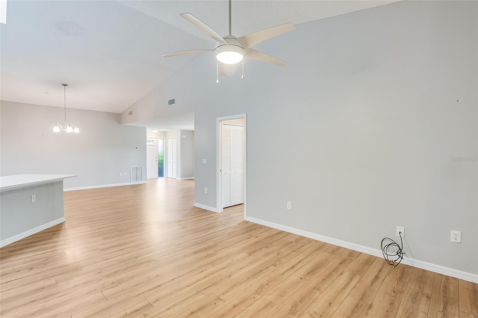 5723 Garden Lakes Dr Property Photo 17