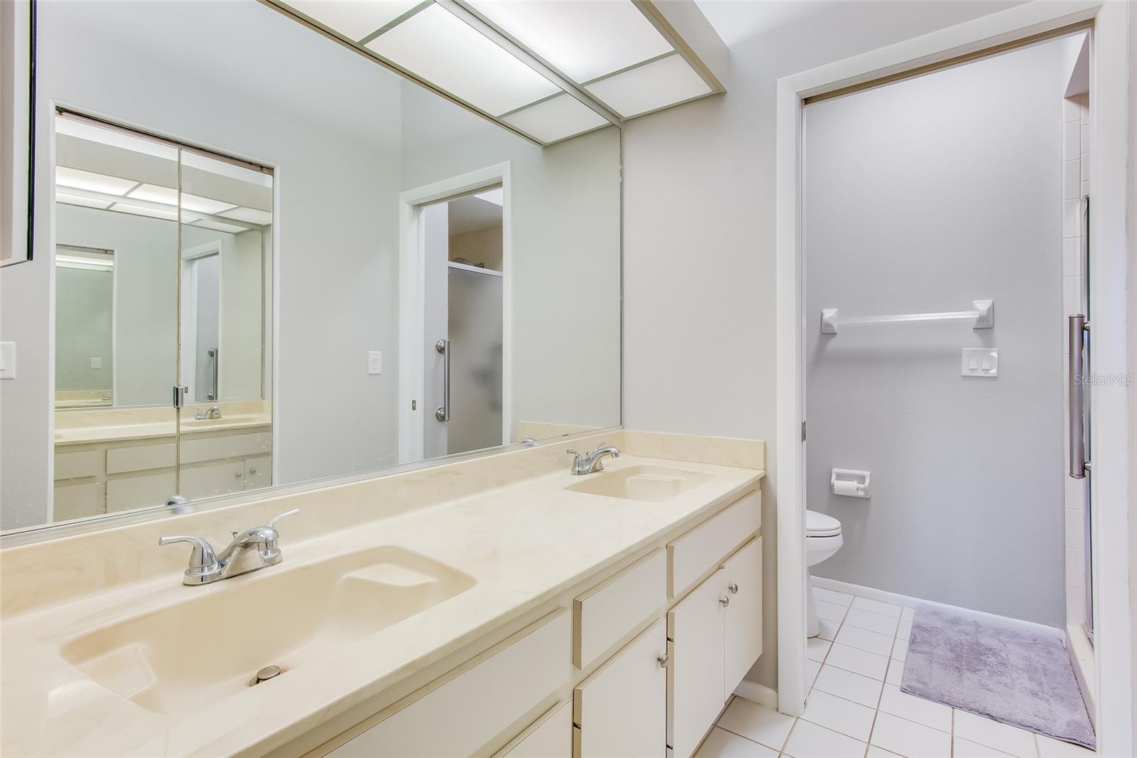 5723 Garden Lakes Dr Property Photo 28