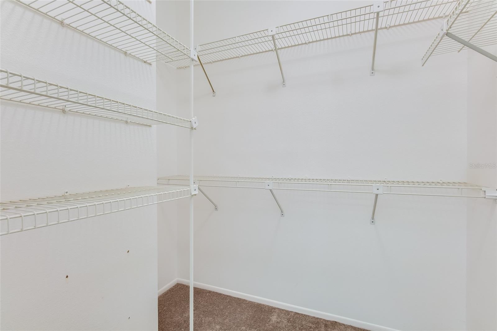 5723 Garden Lakes Dr Property Photo 29