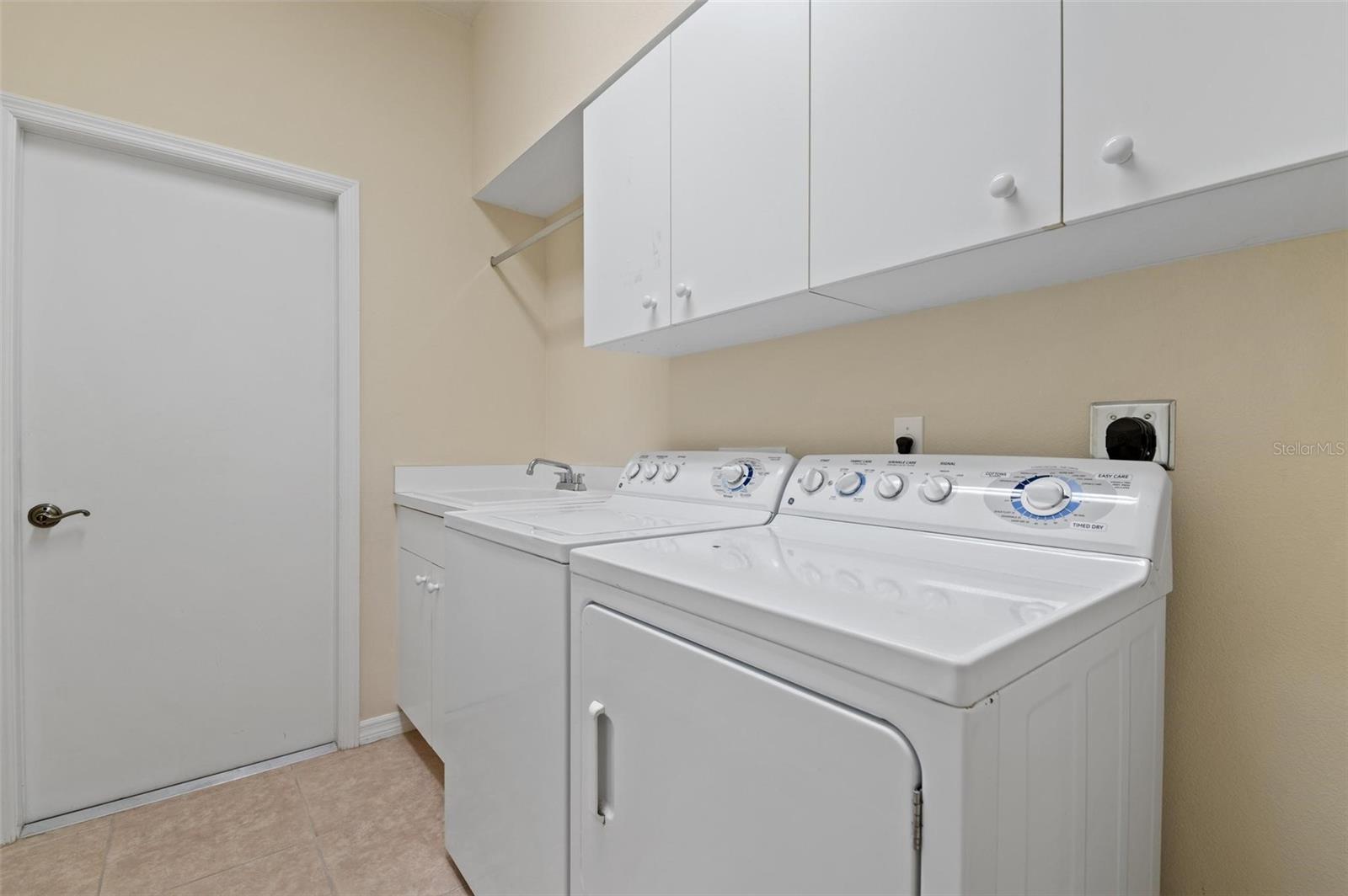 796 Tartan Dr #796 Property Photo 14