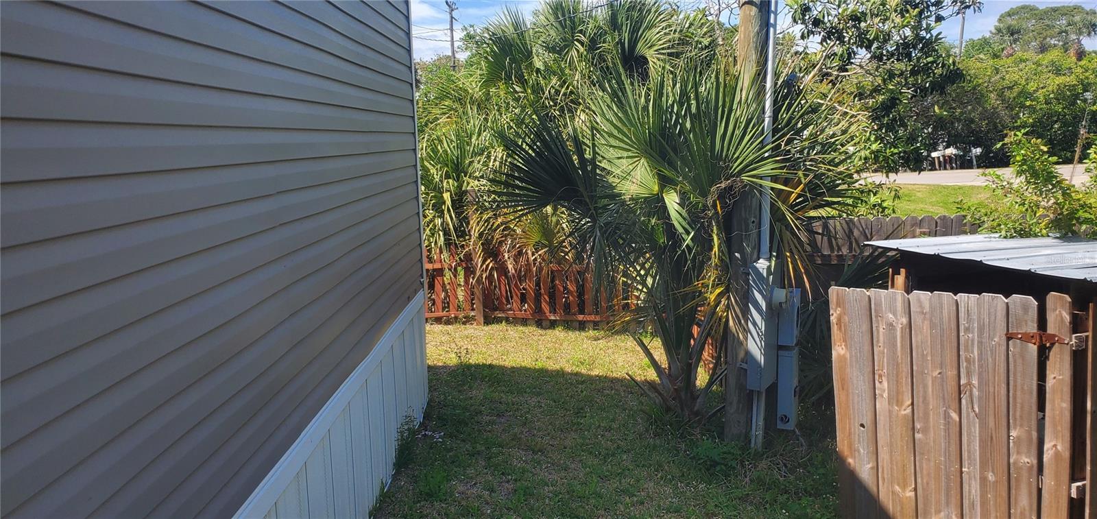 129 Canal Ave Property Photo 12