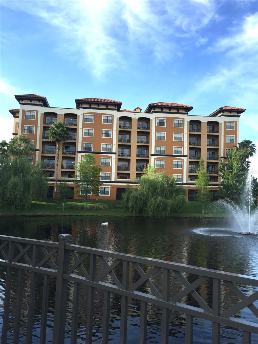 12521 Floridays Resort Dr #302f Property Photo 2