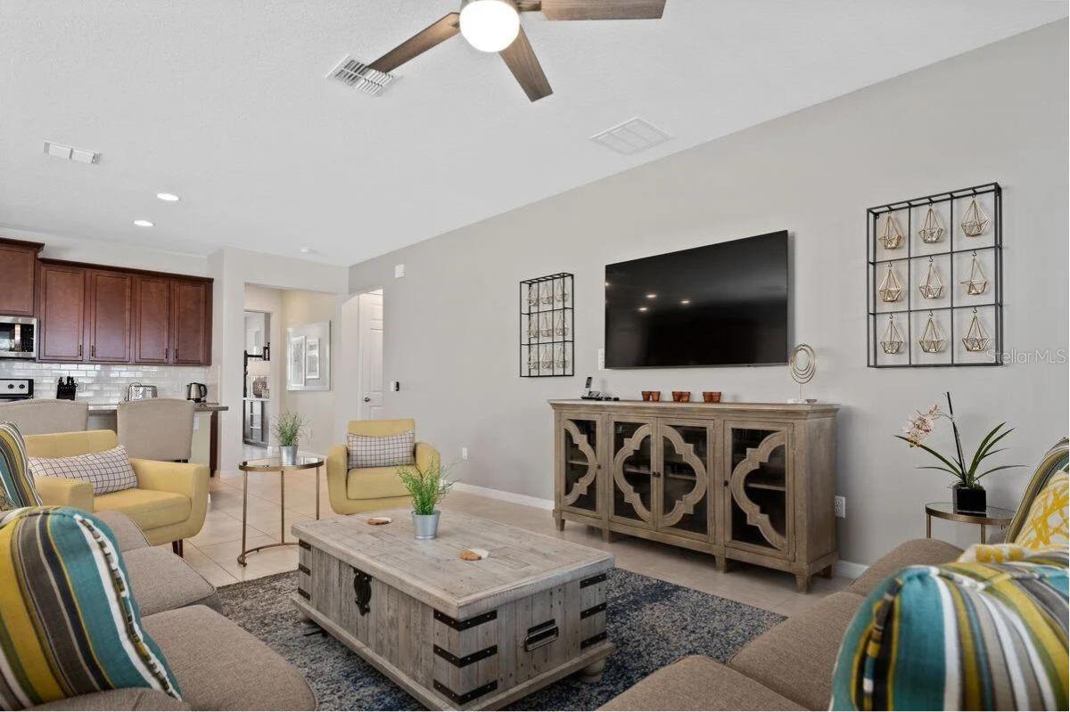 9025 Sunshine Ridge Loop Property Photo 5