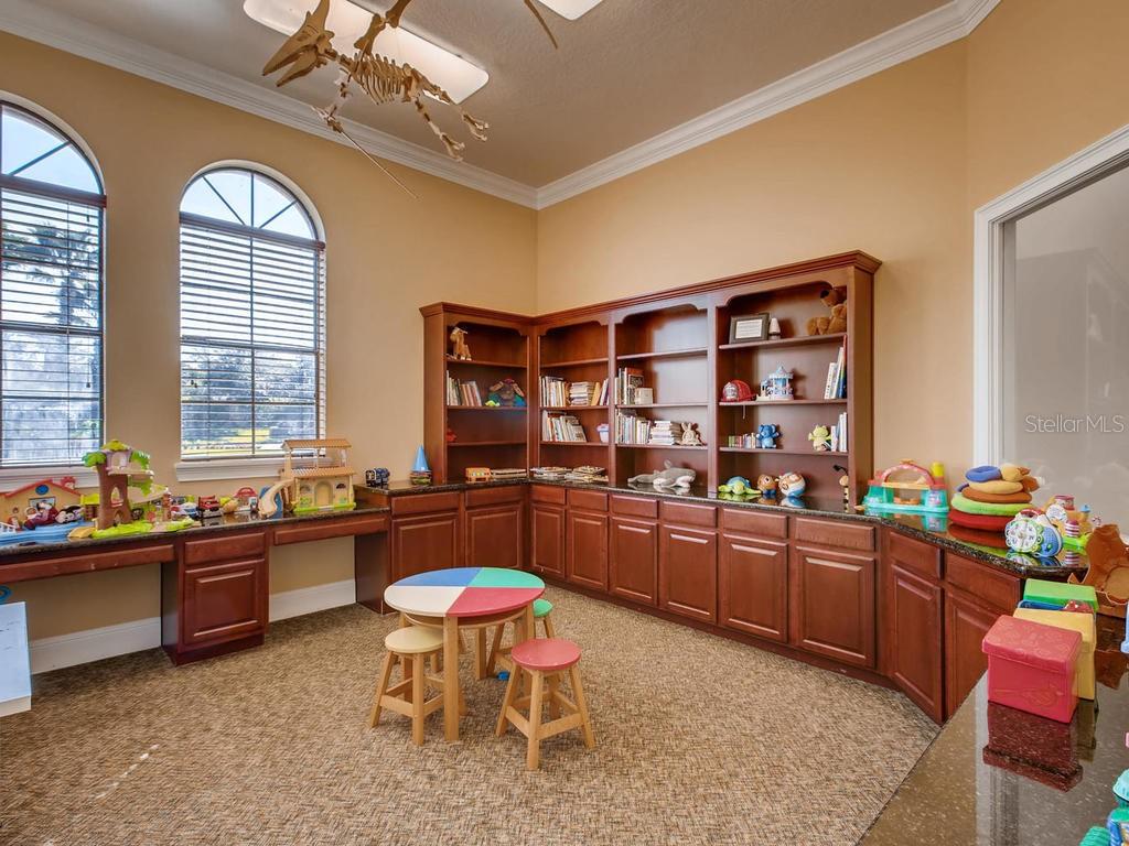 679 Lazio Cir Property Photo 40