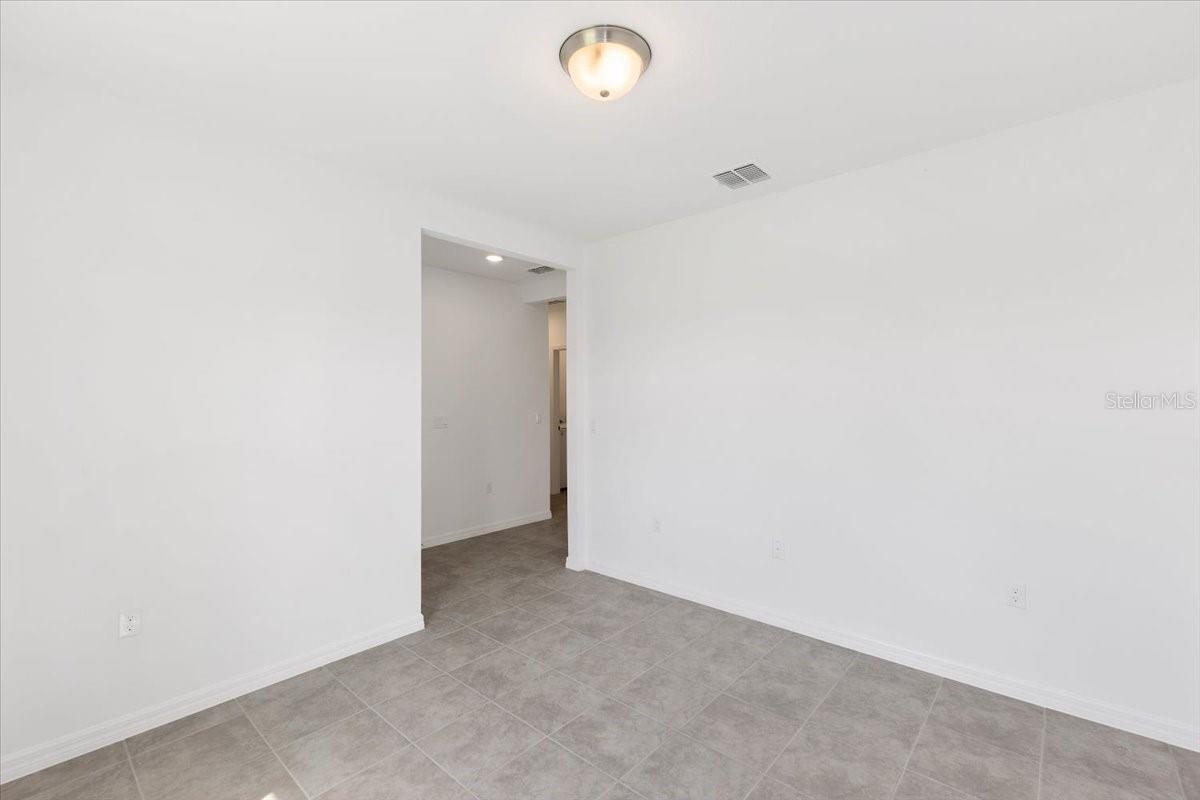 28082 Poppy Ct Property Photo 3