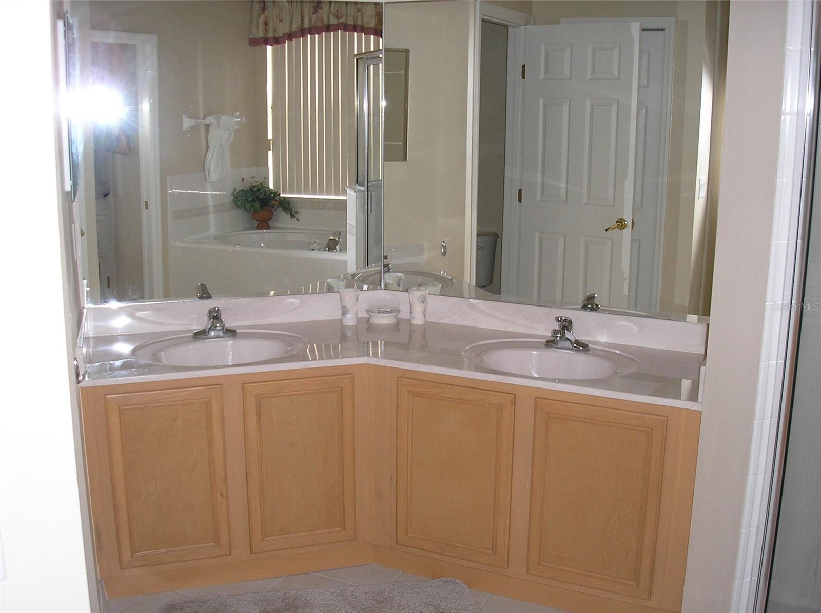 301 Tupelo Cir Property Photo 9