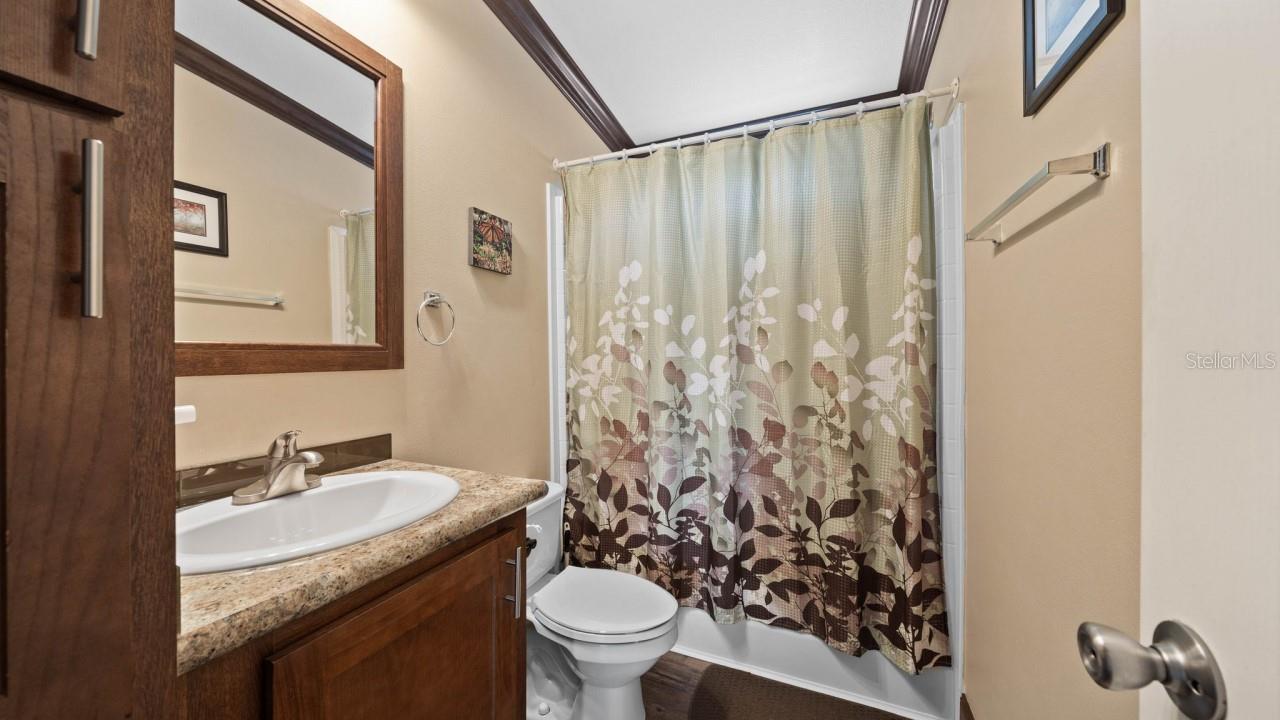 6300 Theodan St Property Photo 23