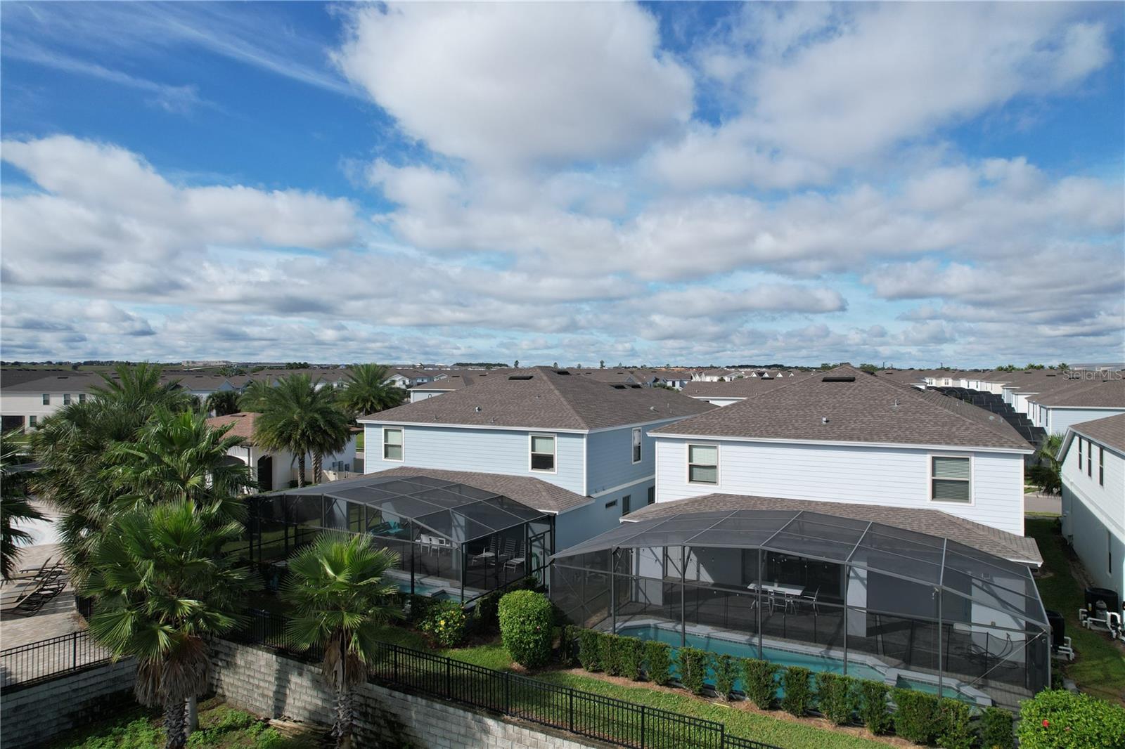 2411 Luxor Dr Property Photo 46