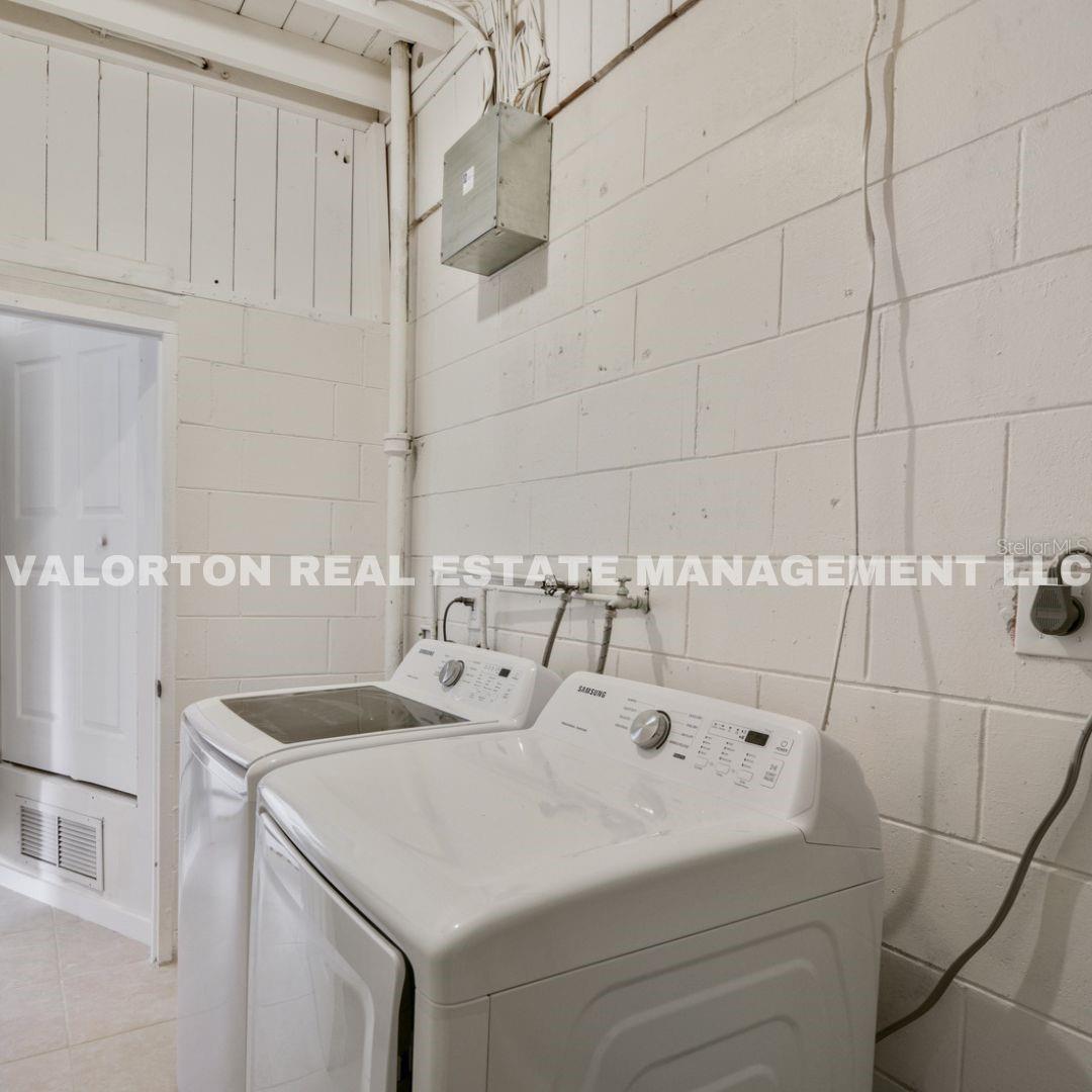 1202 Princeton Rd Property Photo 8