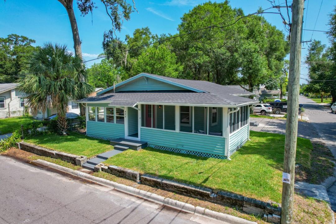 922 E Ida St Property Photo 1