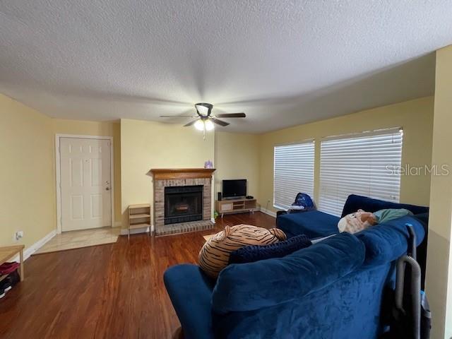 650 Youngstown Pkwy #215 Property Photo 4
