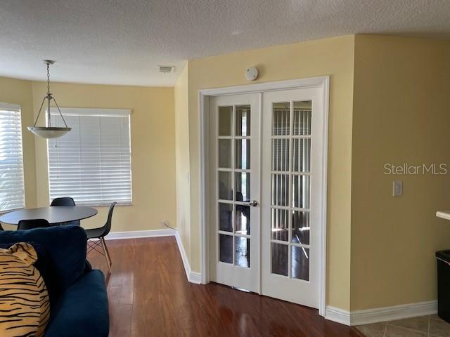 650 Youngstown Pkwy #215 Property Photo 10