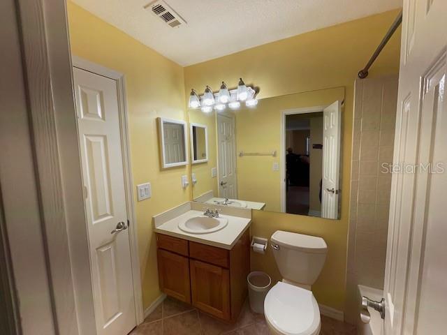 650 Youngstown Pkwy #215 Property Photo 15