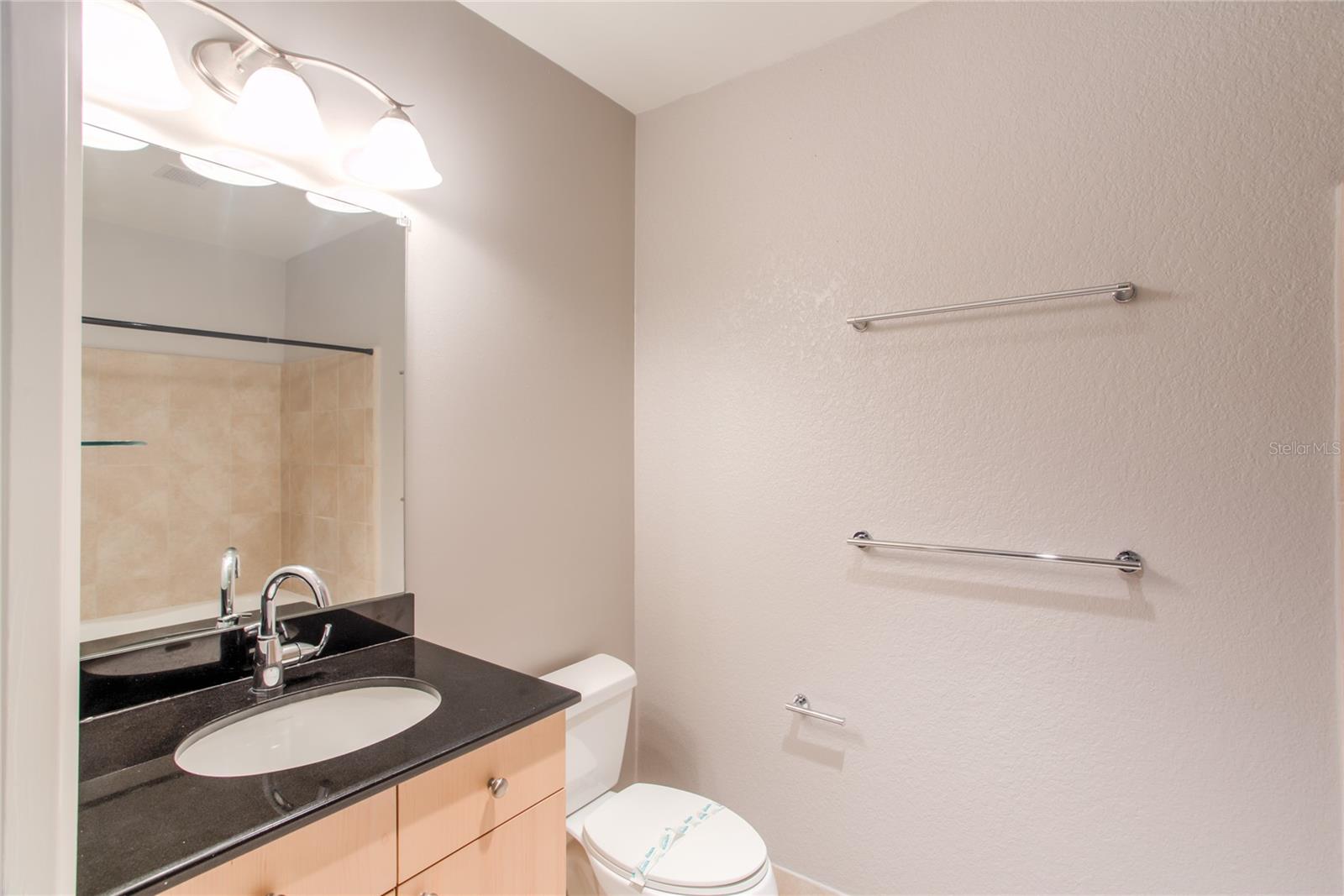 150 E Robinson St #6s-15 (631) Property Photo 9