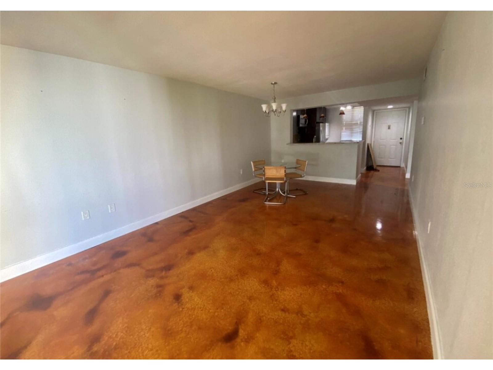 2424 W Tampa Bay Blvd #h103 Property Photo 5
