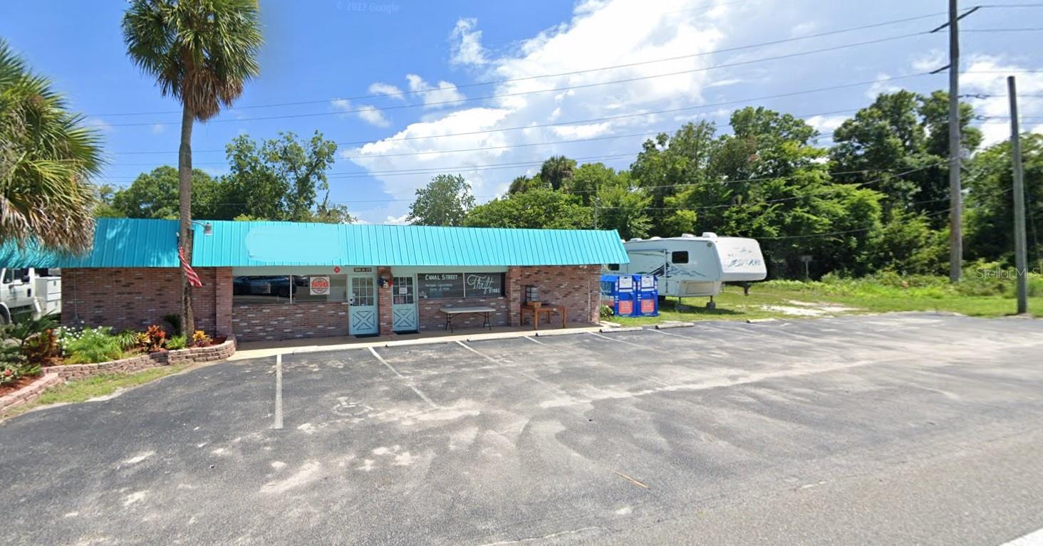 1310 W Canal St Property Photo 8