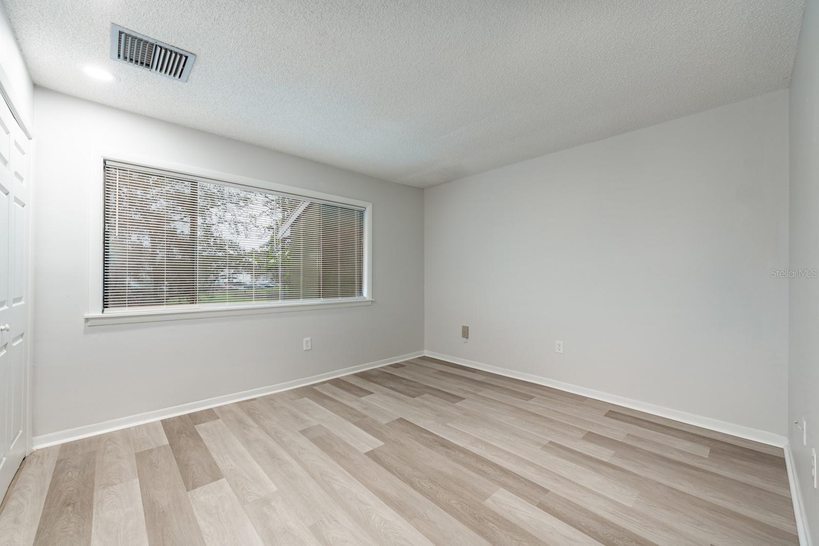 5089 Eaglesmere Dr #d09 Property Photo 24