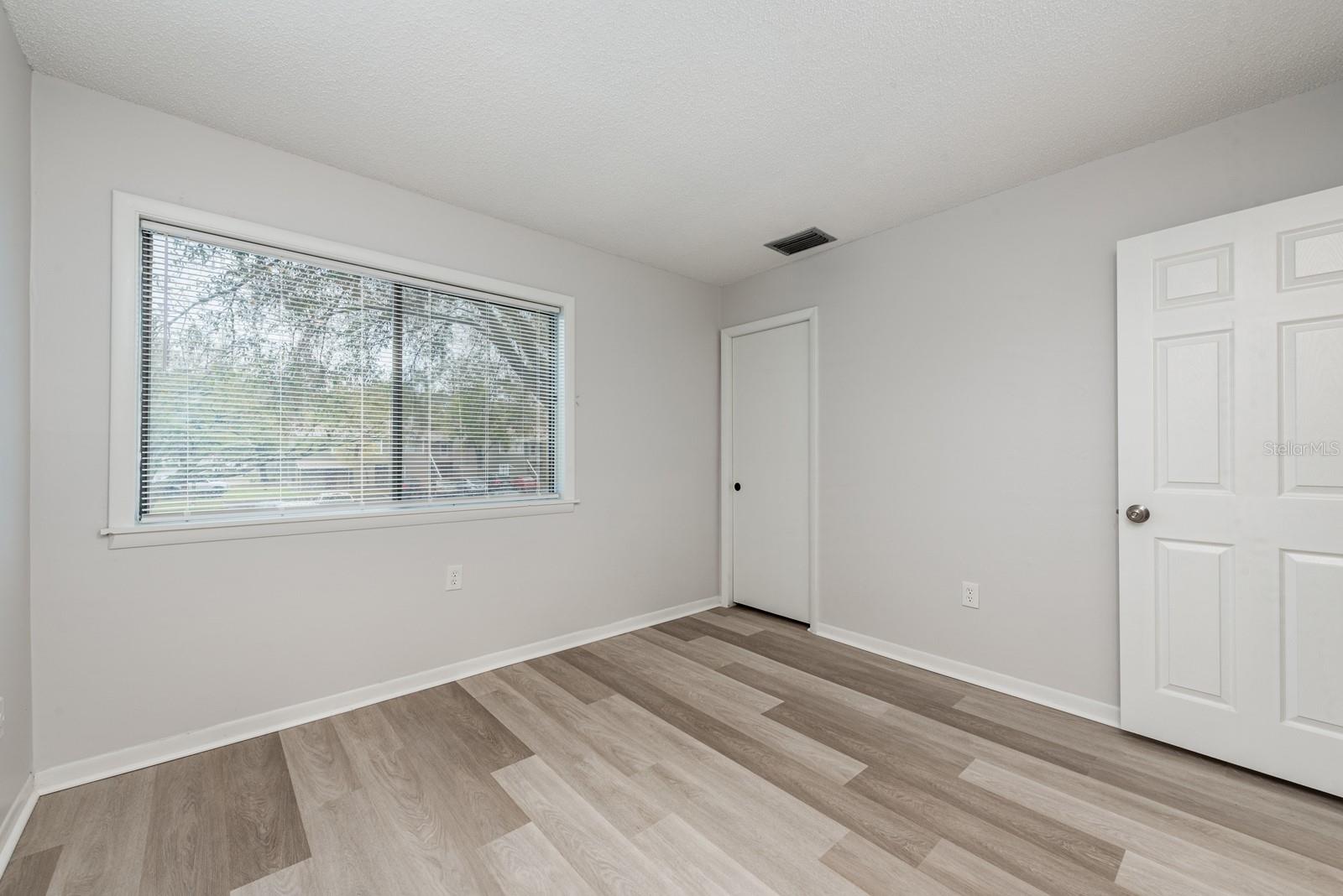 5089 Eaglesmere Dr #d09 Property Photo 32