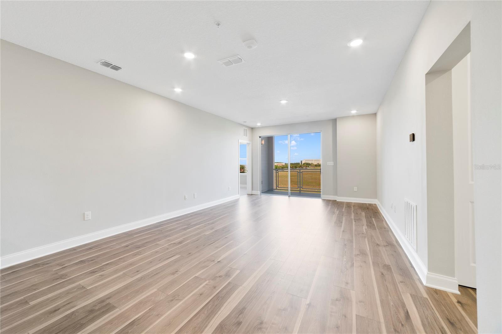7521 Laureate Blvd #5304 Property Photo 5