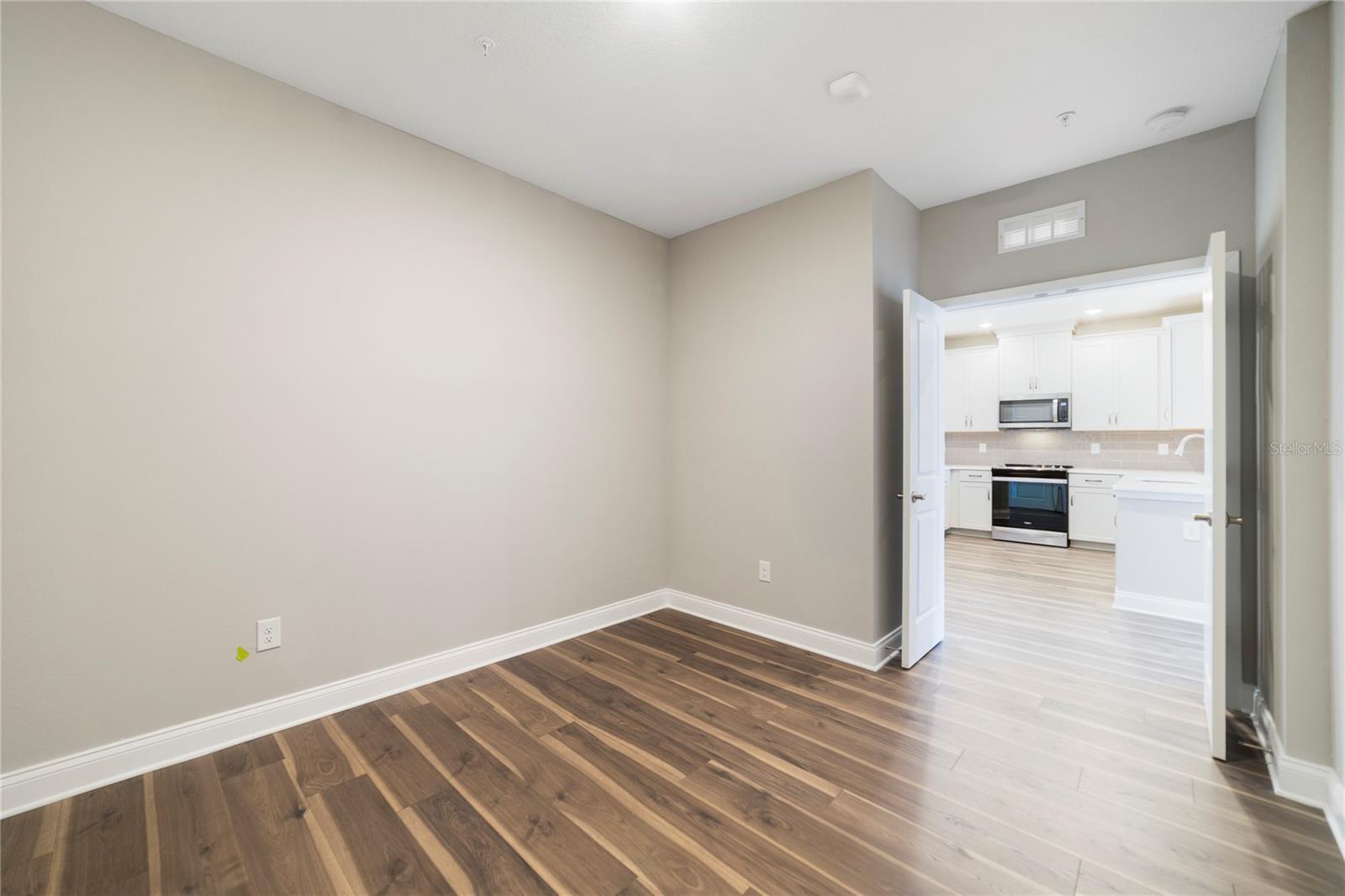 7521 Laureate Blvd #5304 Property Photo 6