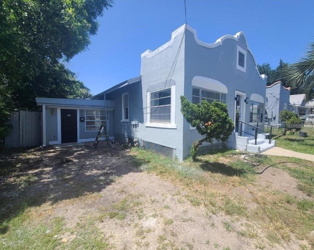 318 Hobart Ave Property Photo 1