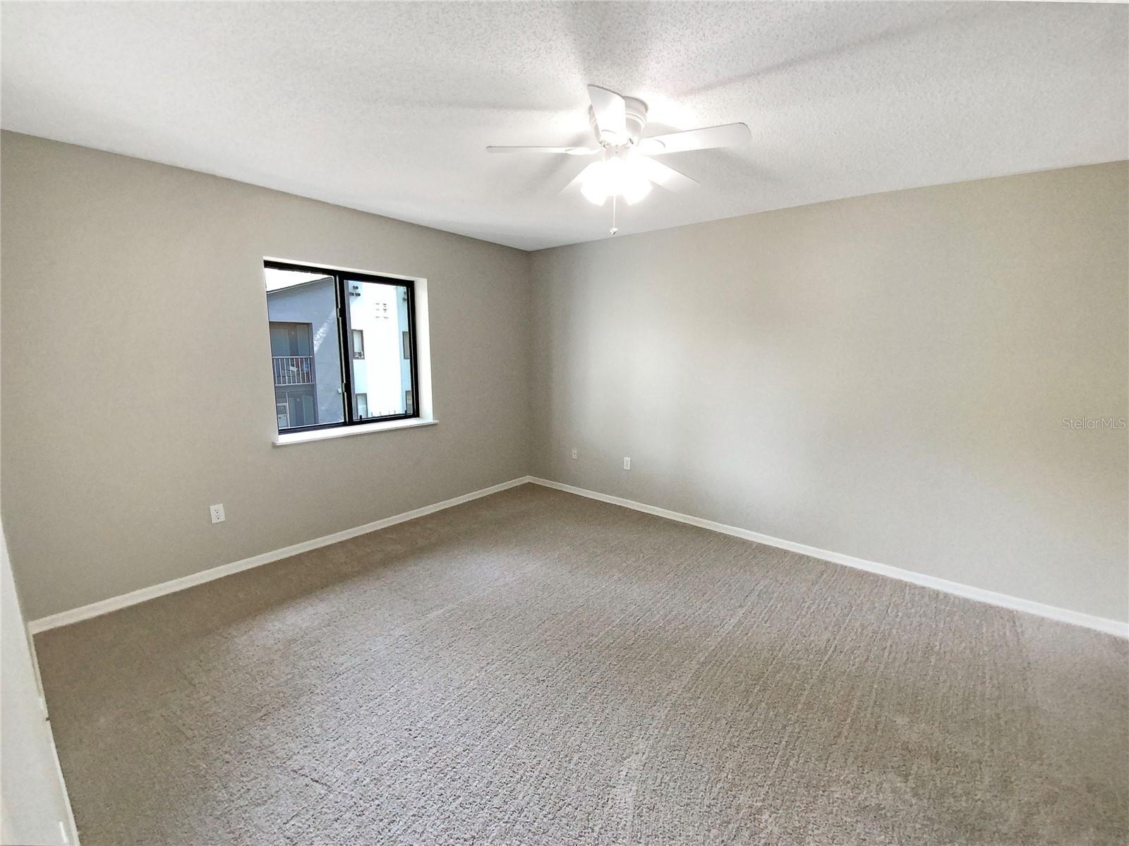 196 Riverbend Dr #204 Property Photo 16