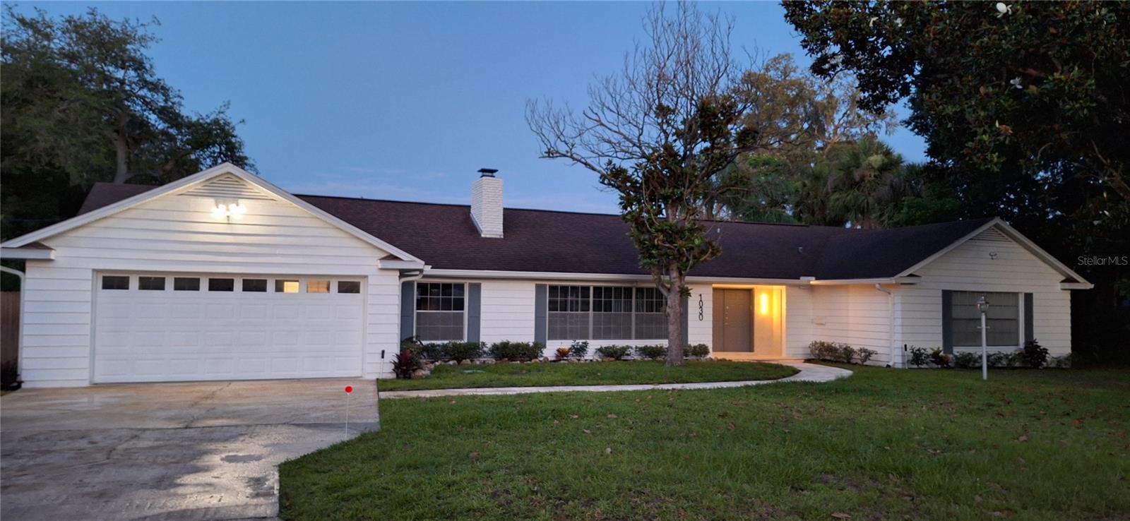 1030 Gregory Dr Property Photo 3