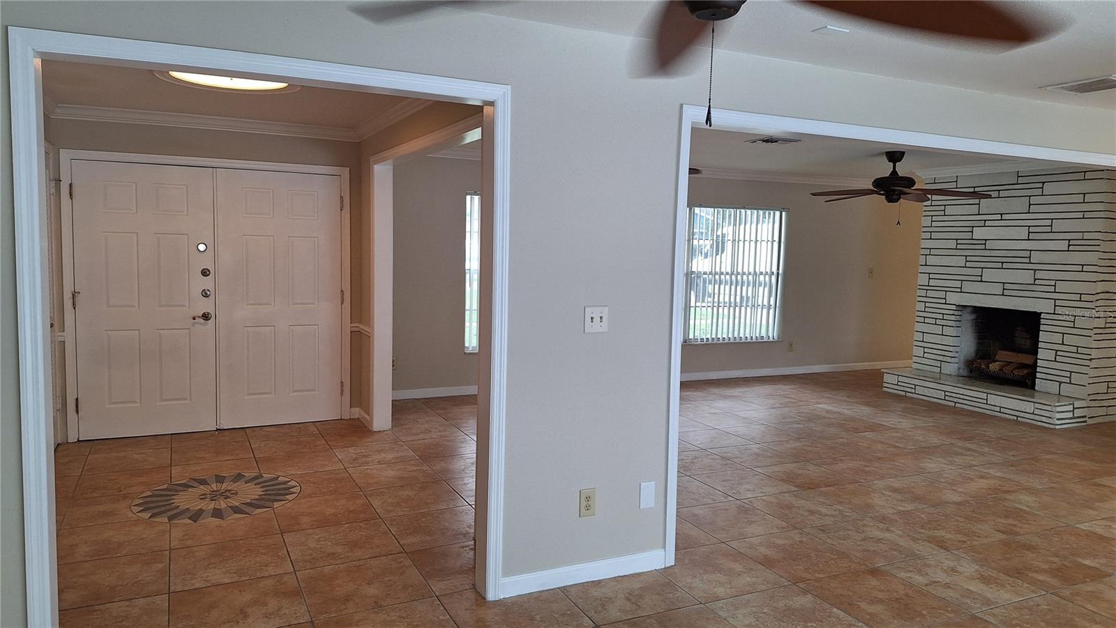 1030 Gregory Dr Property Photo 8