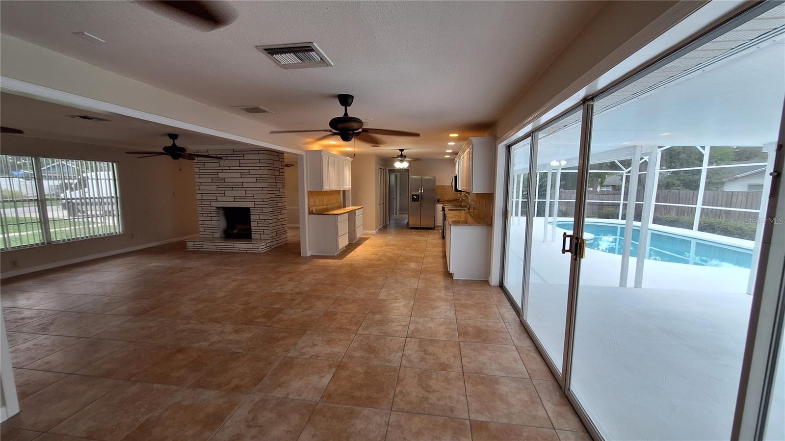 1030 Gregory Dr Property Photo 11