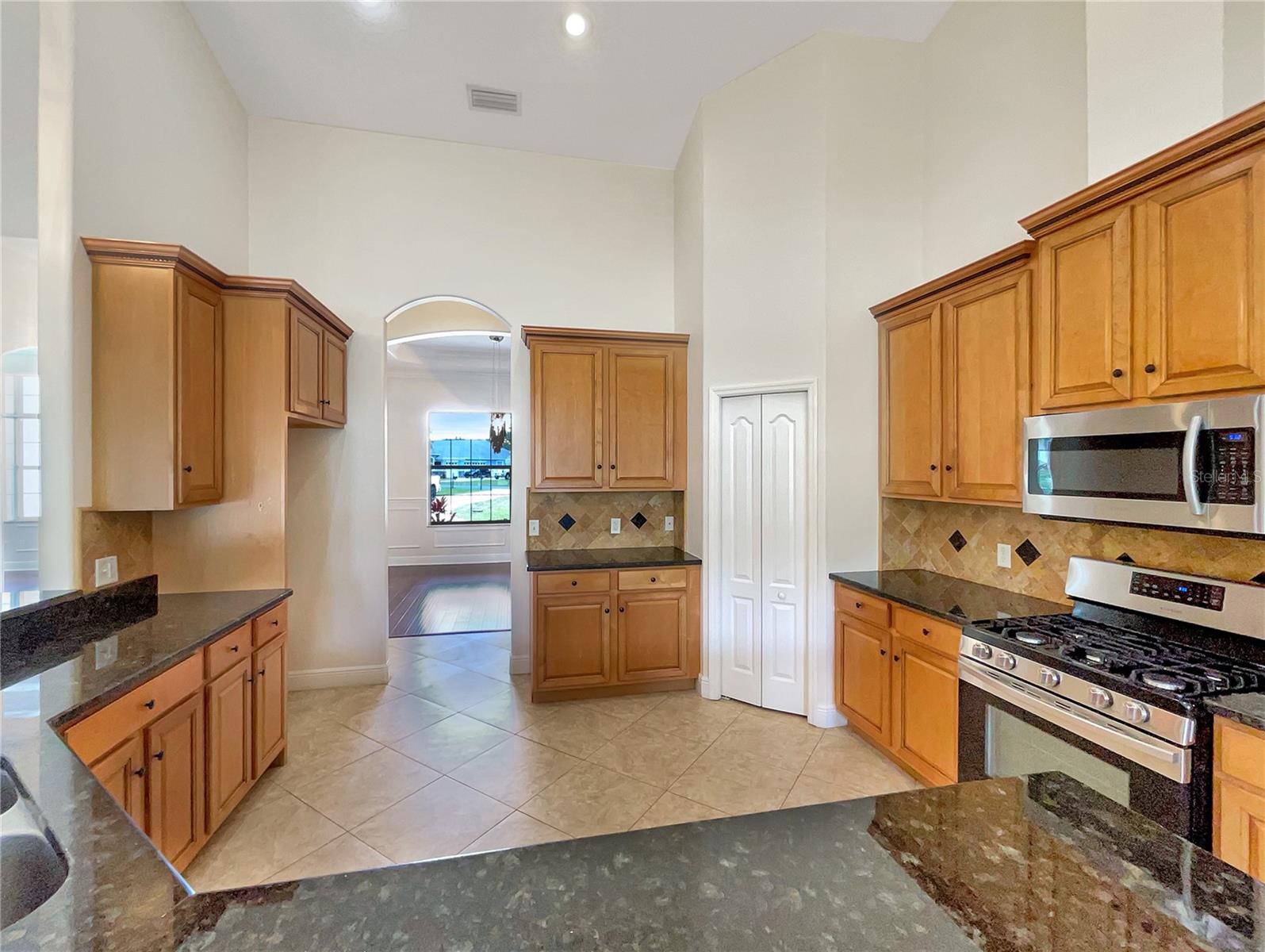 2513 Andrea Lynn Dr Property Photo 17