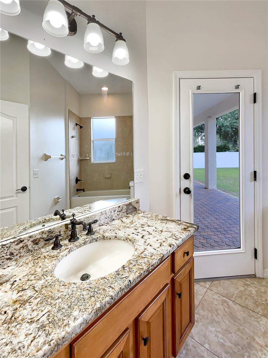2513 Andrea Lynn Dr Property Photo 22