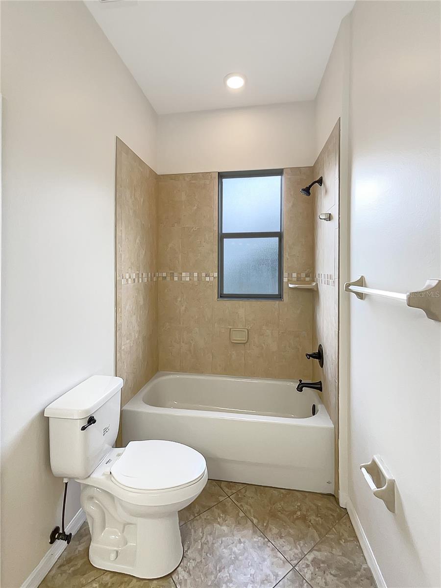 2513 Andrea Lynn Dr Property Photo 23