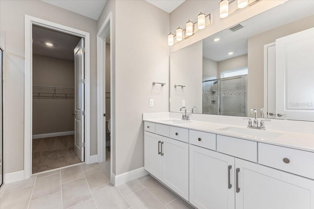 352 Birkdale Dr Property Photo 12