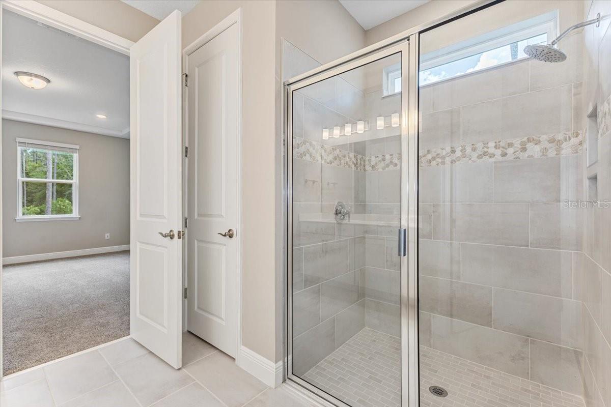 352 Birkdale Dr Property Photo 13