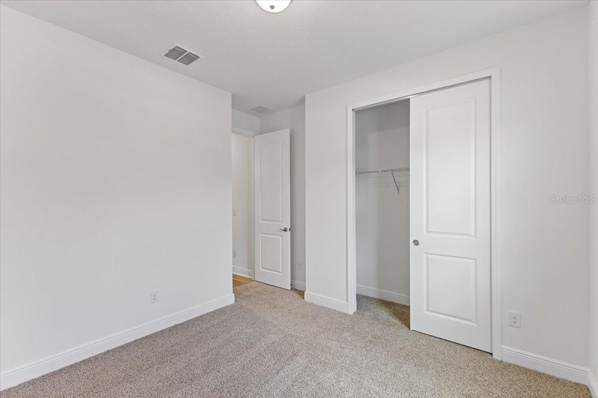 347 Birkdale Dr Property Photo 10