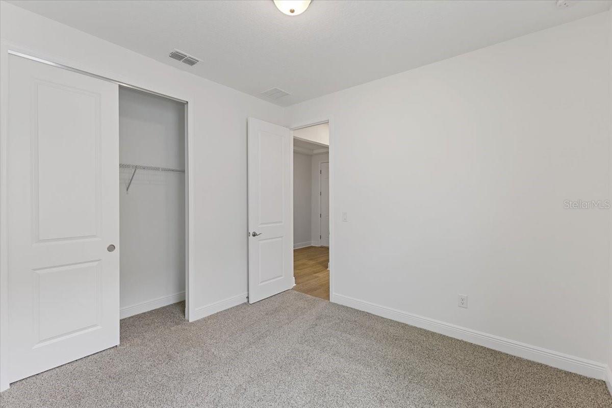 347 Birkdale Dr Property Photo 12