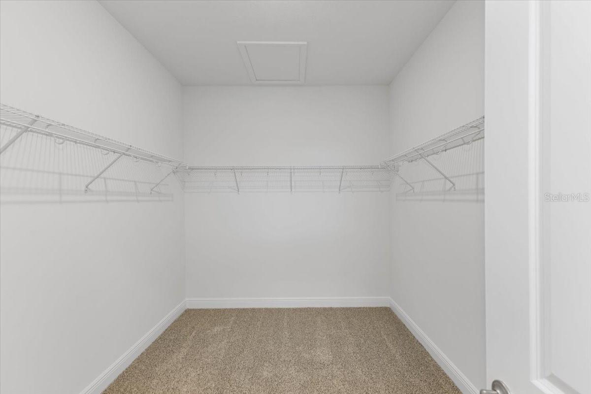 347 Birkdale Dr Property Photo 21